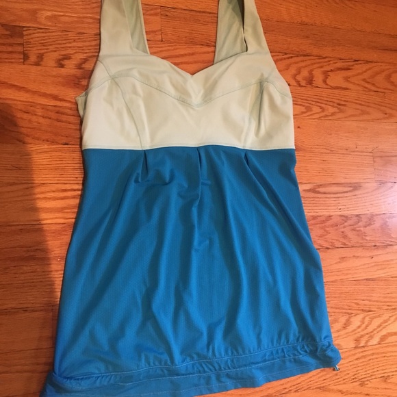 Lululemon Tame Me Tank - Picture 5 of 6